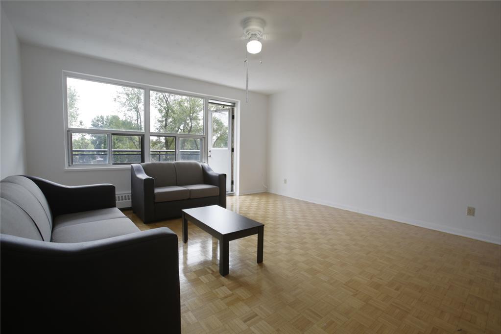 Photo 3 of 70 Stevenvale Drive - 3 Bedroom - 850 sq ft - $2449 rental property
