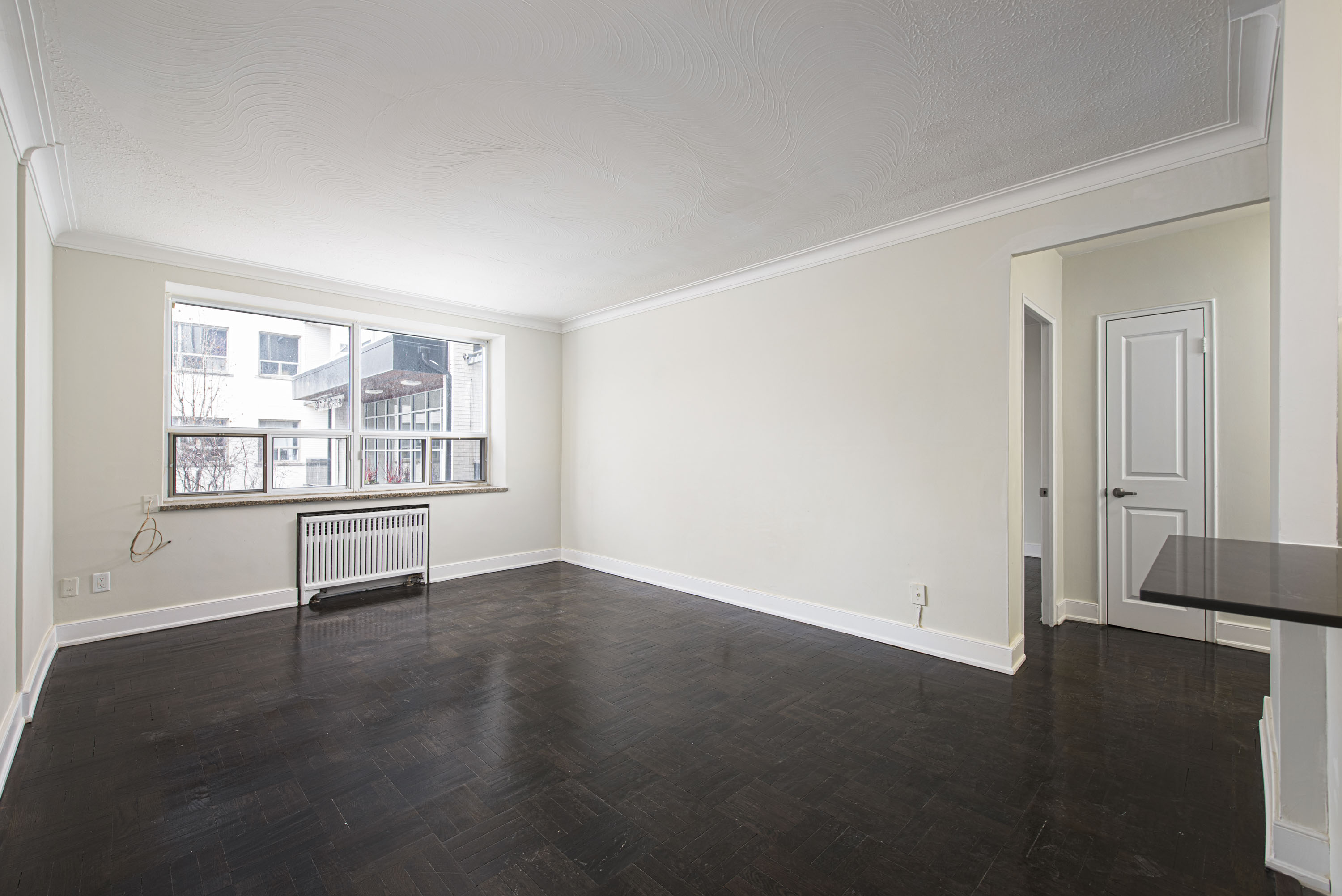 Photo 2 of 150 Dowling Avenue - 1 Bedroom - 671 sq ft - $1849 rental property