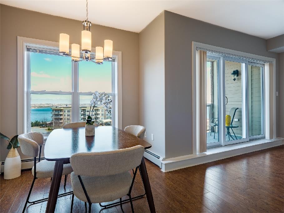 Photo 3 of 22 Bedros Lane - 2 Bedroom - 1154 sq ft - $2449 rental property