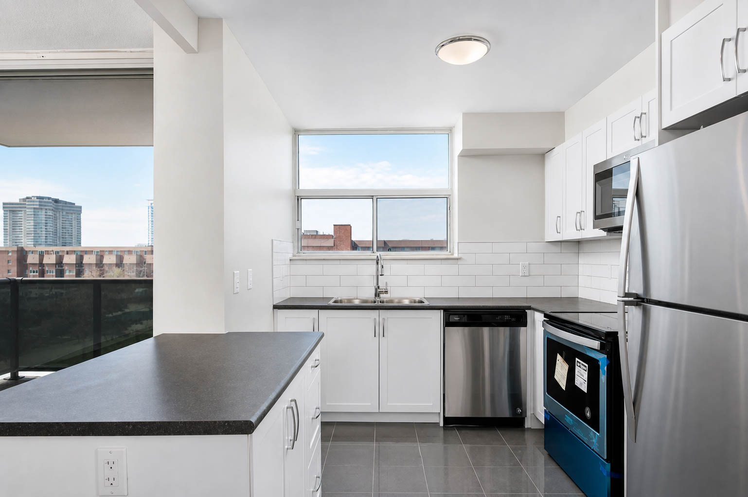 Main photo of rental property: 3480 Havenwood Drive - 1 Bedroom - 724 sq ft - $1899 in Mississauga, ON