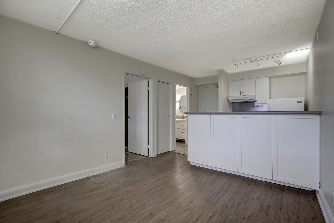 Photo 3 of 666 King Street, East - 1 Bedroom - 616 sq ft - $1549 rental property