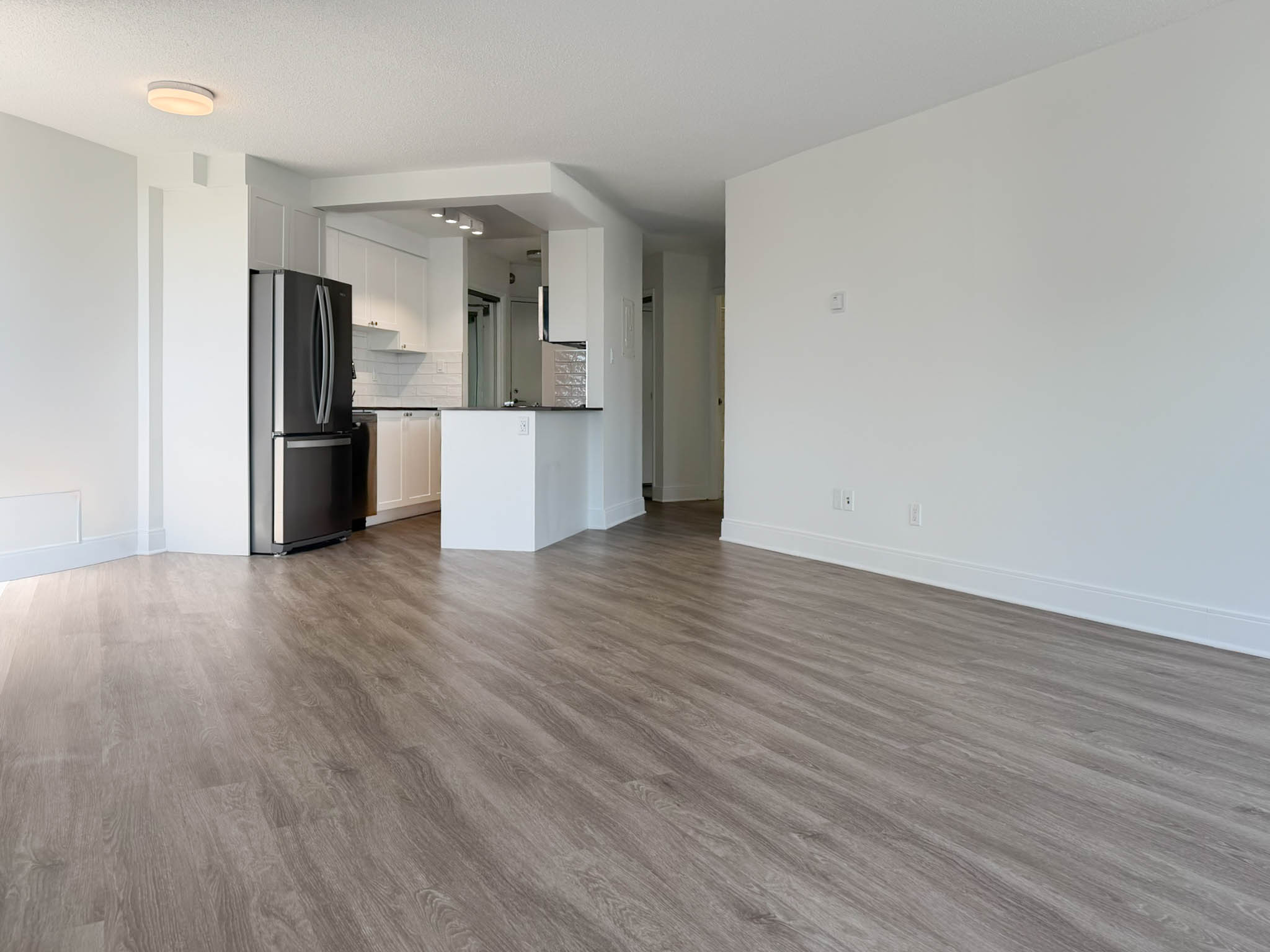 Photo 3 of 9500 Erickson Drive - 1 Bedroom - 734 sq ft - $1842 rental property