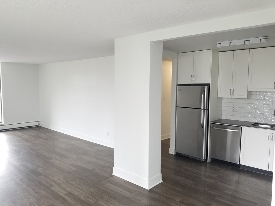 Photo 2 of 9502 Erickson Drive - 3 Bedroom - 1285 sq ft - $2999 rental property