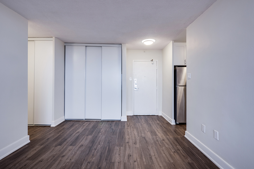 2757 Kipling Avenue, Etobicoke, ON M9V 4C3 — photo 3