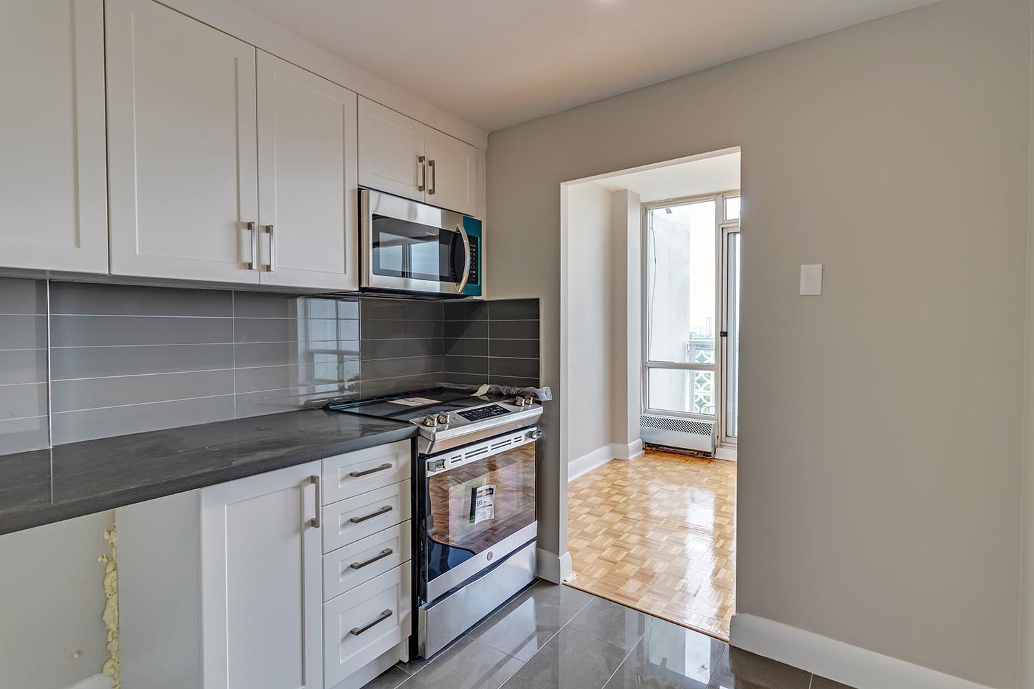 1501 Woodbine Avenue, East York, ON M4C 4H1 — photo 1
