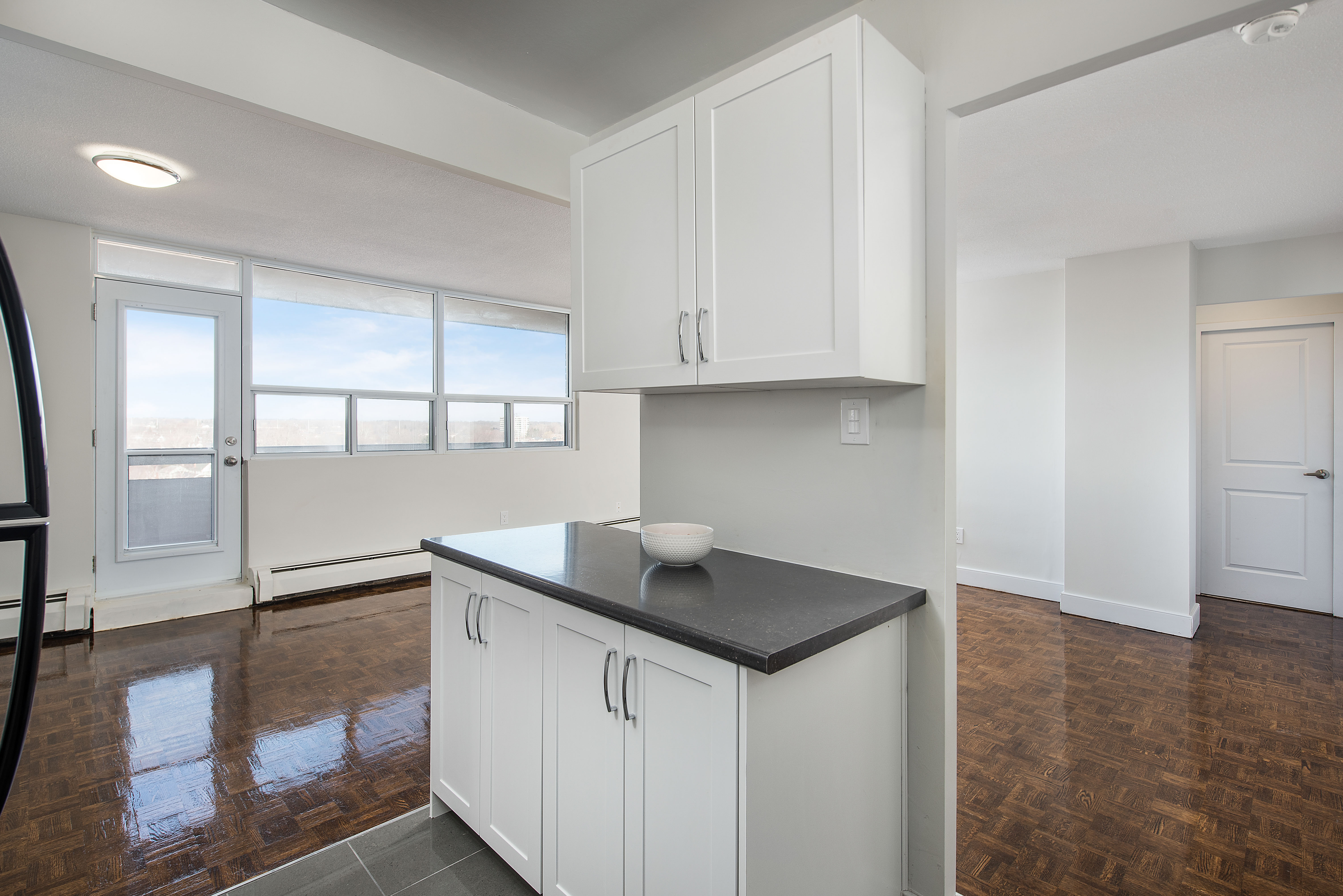Photo 2 of 250 Lake Street - 2 Bedroom - 935 sq ft - $1849 rental property