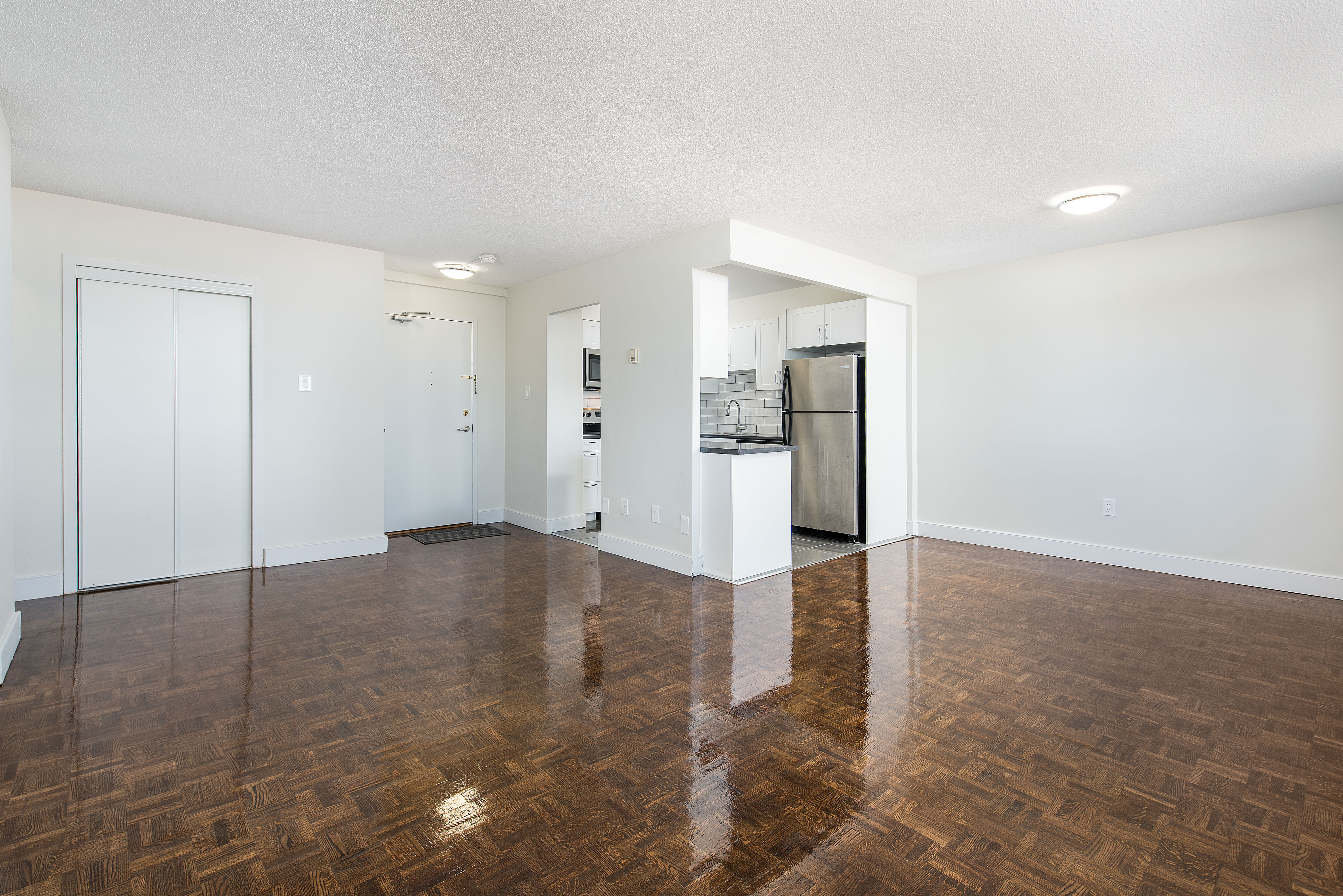 Photo 3 of 250 Lake Street - 1 Bedroom - 690 sq ft - $1684 rental property