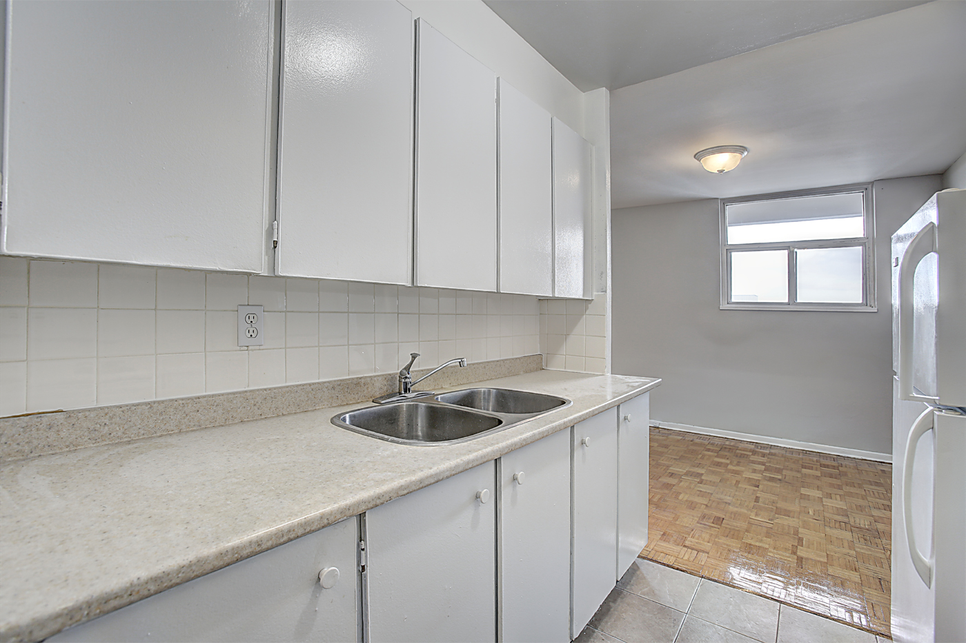 182 Church Street, East, Brampton, ON L6V 1H2 — photo 3