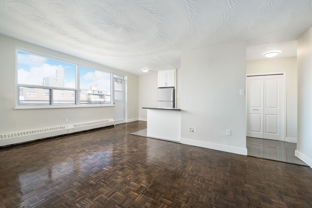 Photo 3 of 1475 Bloor Street - 2 Bedroom - 806 sq ft - $2299 rental property