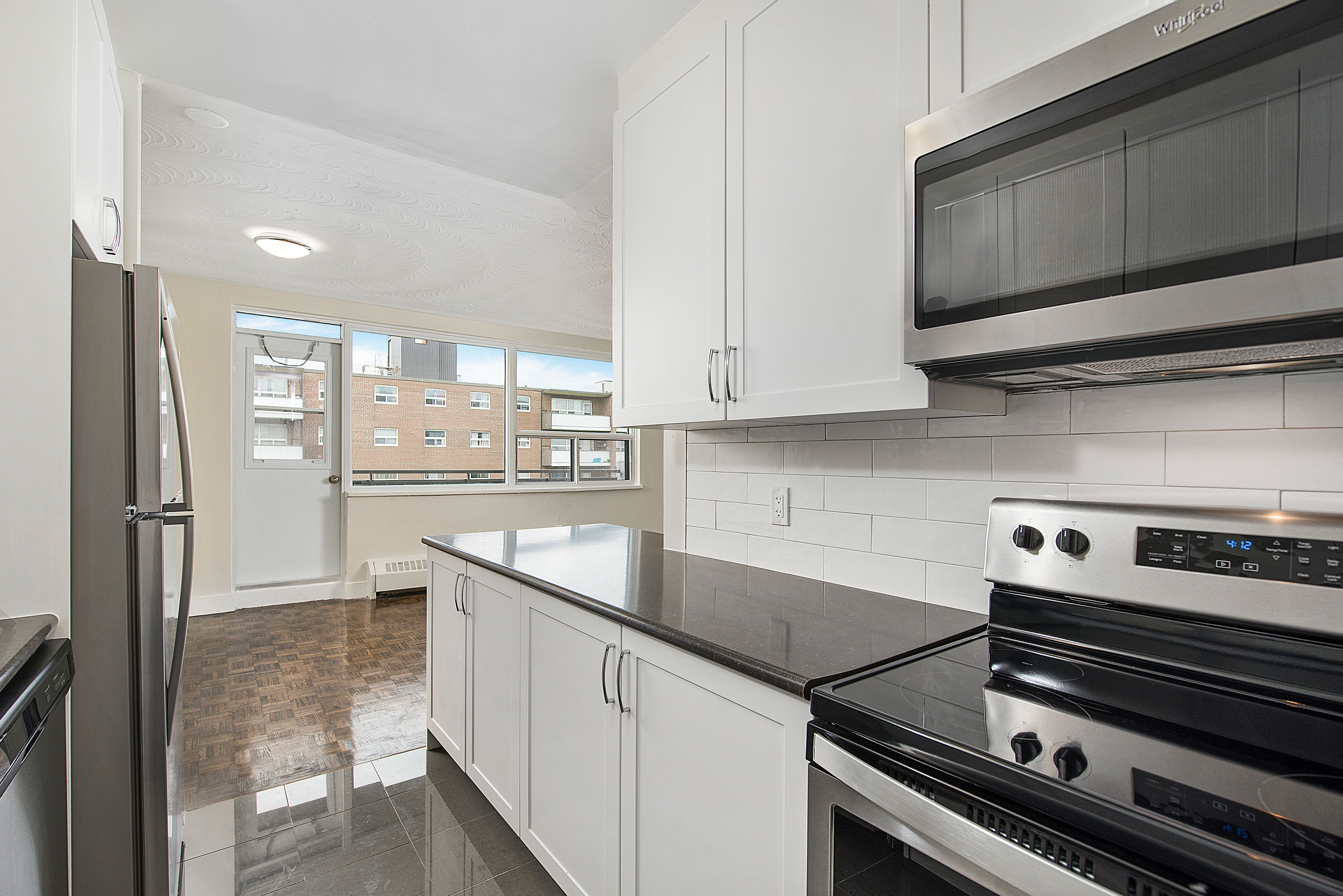 Photo 3 of 1475 Bloor Street - 3 Bedroom - 948 sq ft - $2799 rental property