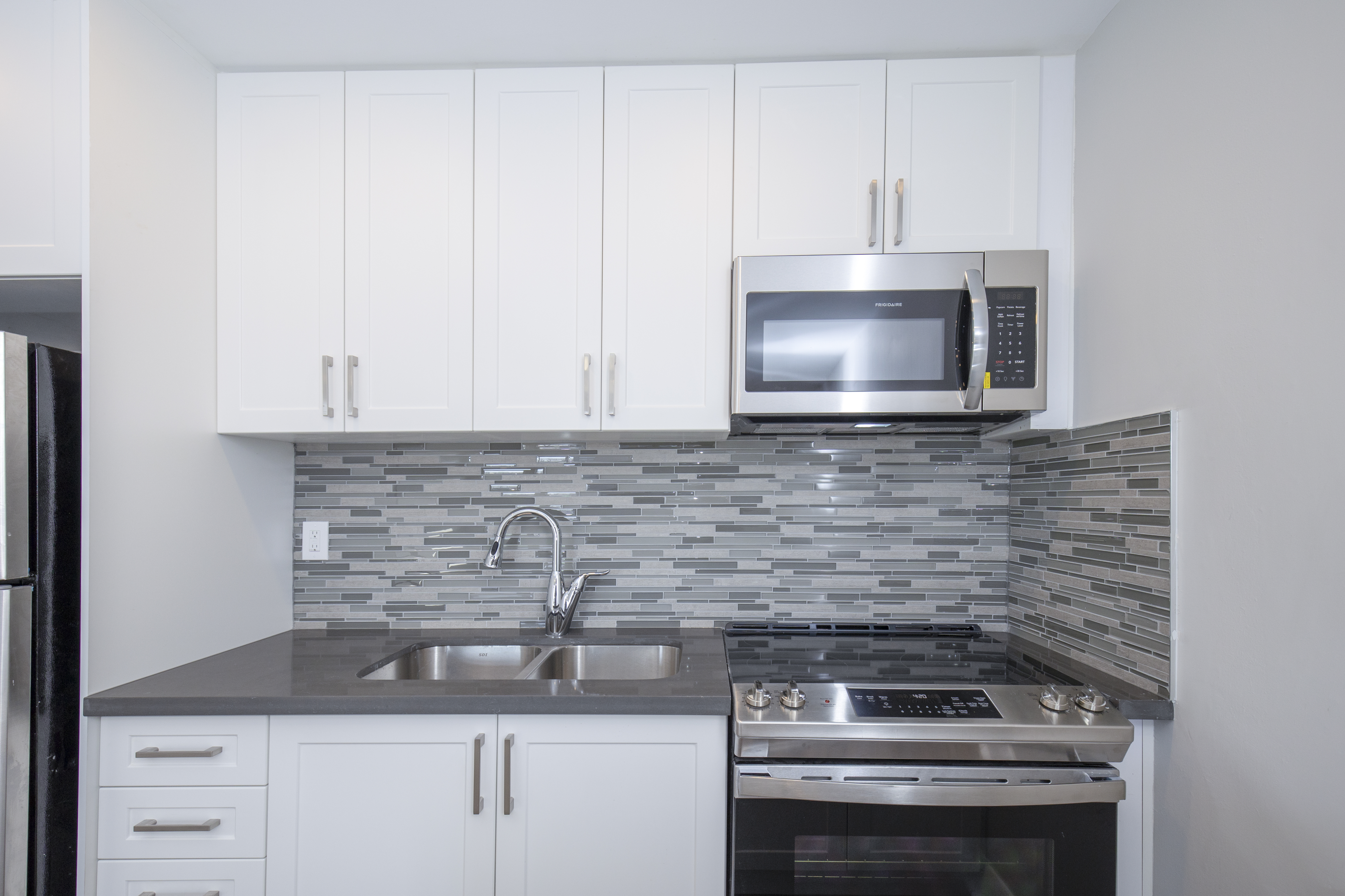 Photo 3 of 45 Greencrest Circuit - 3 Bedroom - 850 sq ft - $2549 rental property