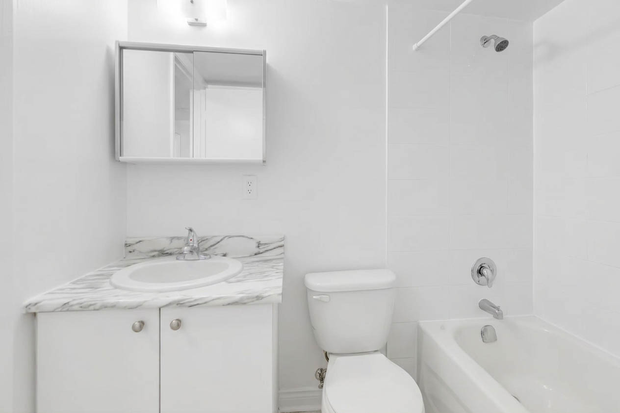 Photo 3 of 525 St. Lawrence Street - 1 Bedroom - 650 sq ft - $1549 rental property