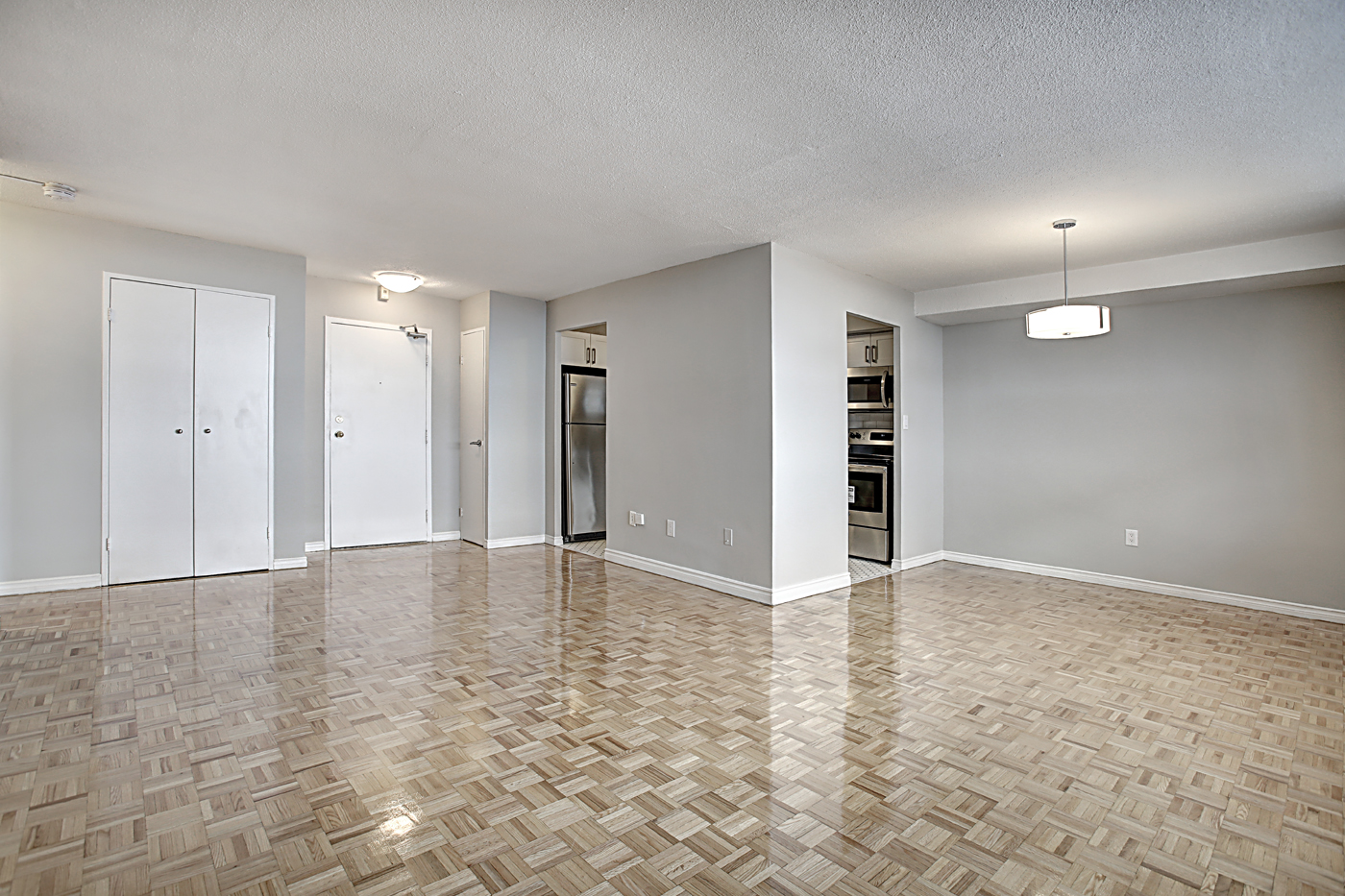 Photo 3 of 3895 Lawrence Avenue, East - 2 Bedroom - 956 sq ft - $2099 rental property