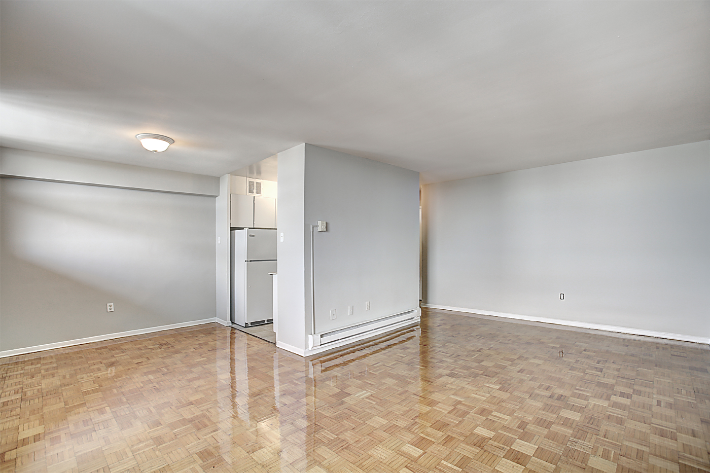 Photo 3 of 5, 15, 25, 35 Jansusie Road - 1 Bedroom - 676 sq ft - $1899 rental property