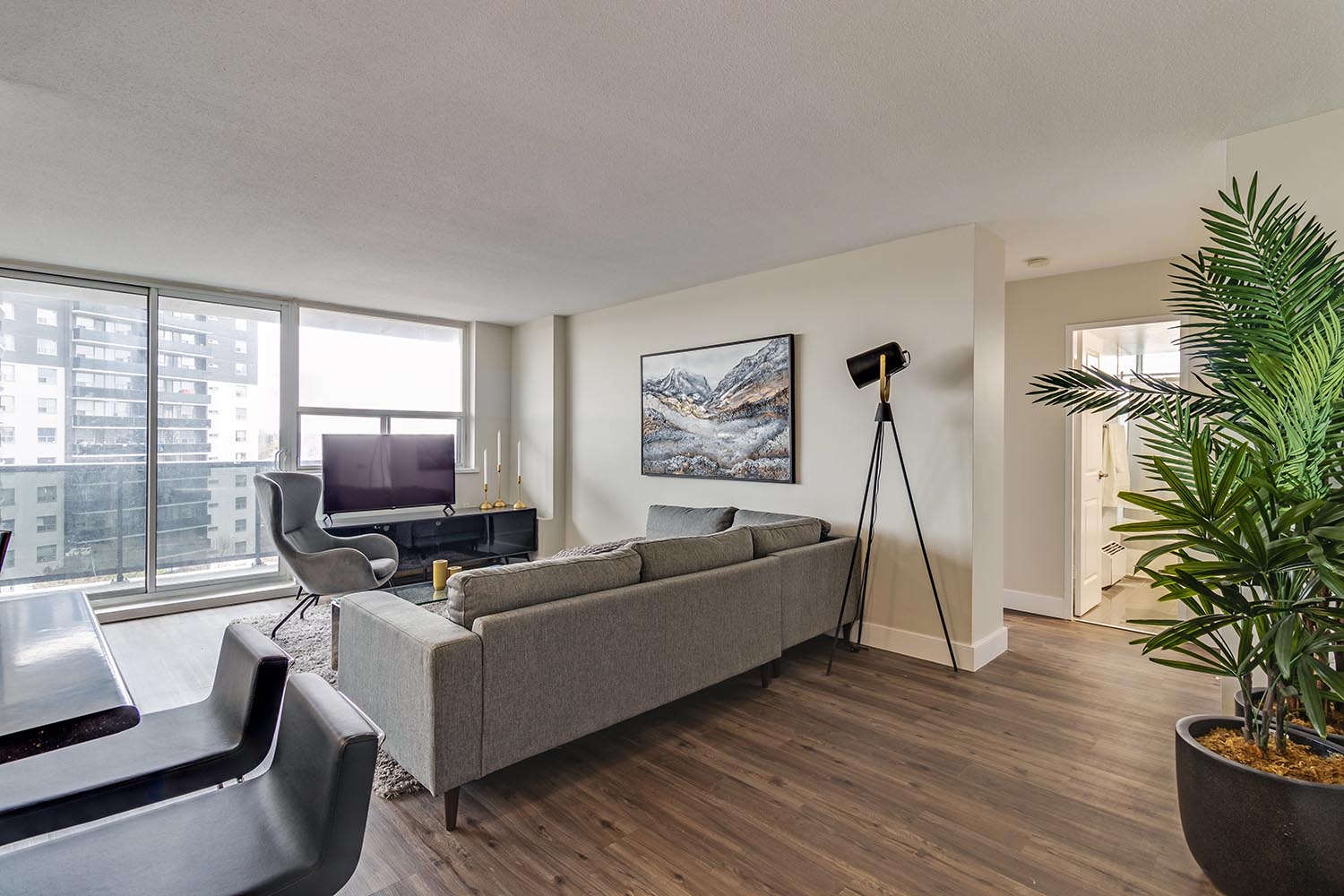Photo 3 of 1350 Danforth Road - 1 Bedroom - 695 sq ft - $1736 rental property