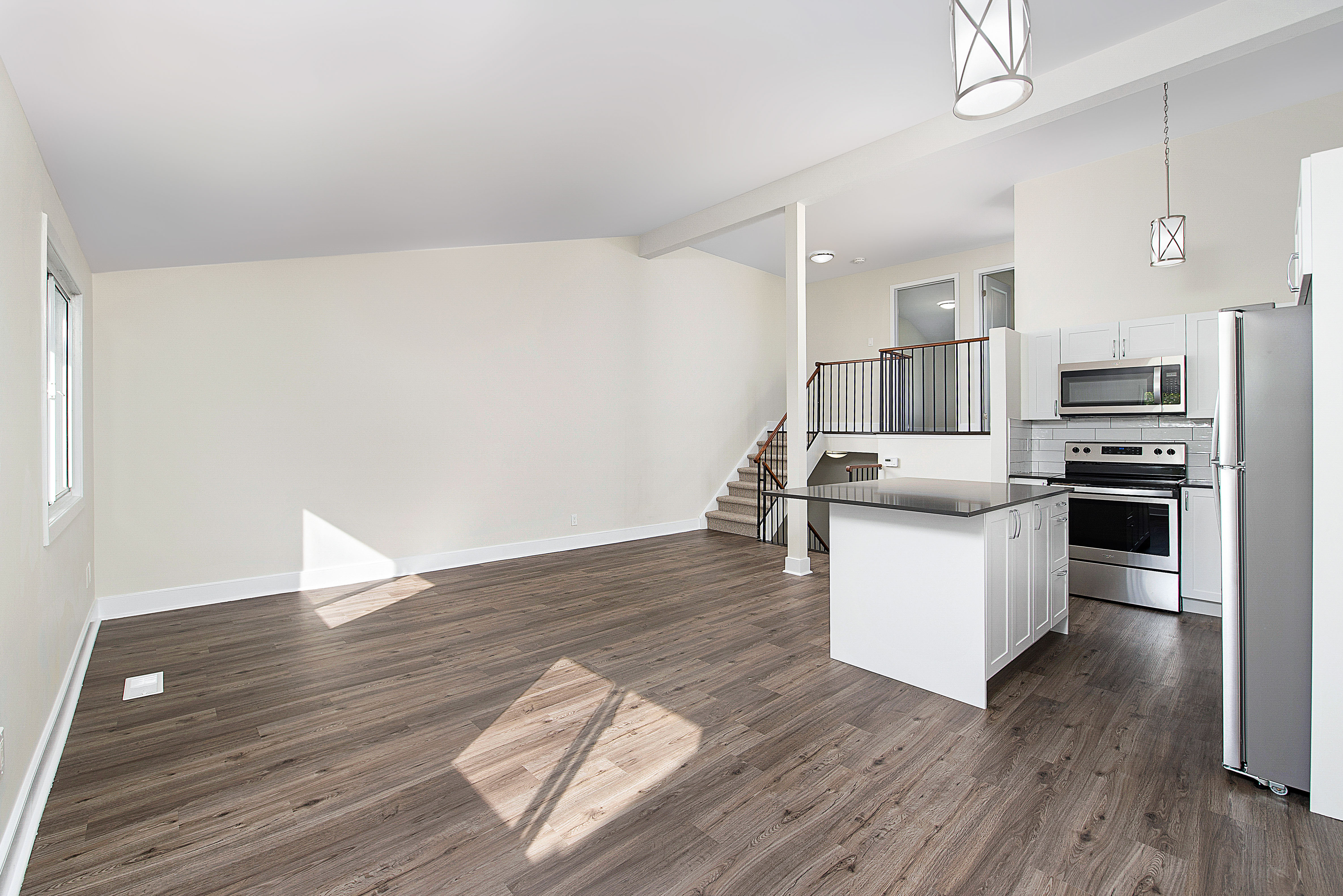 Photo 3 of 1539 - 1647 Williamsport Drive - 4 Bedroom - 2000 sq ft - $3949 rental property