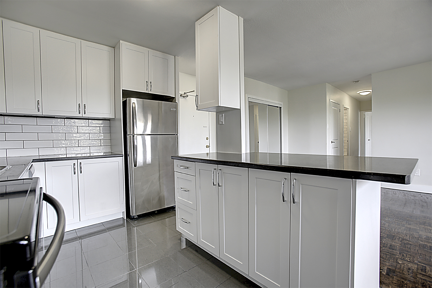 Photo 2 of 24 Ida Street - 2 Bedroom - 1034 sq ft - $1799 rental property