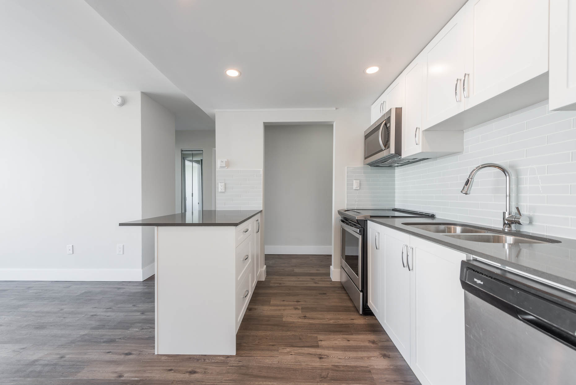 Photo 3 of 1629 Haro Street - 1 Bedroom - 540 sq ft - $2319 rental property
