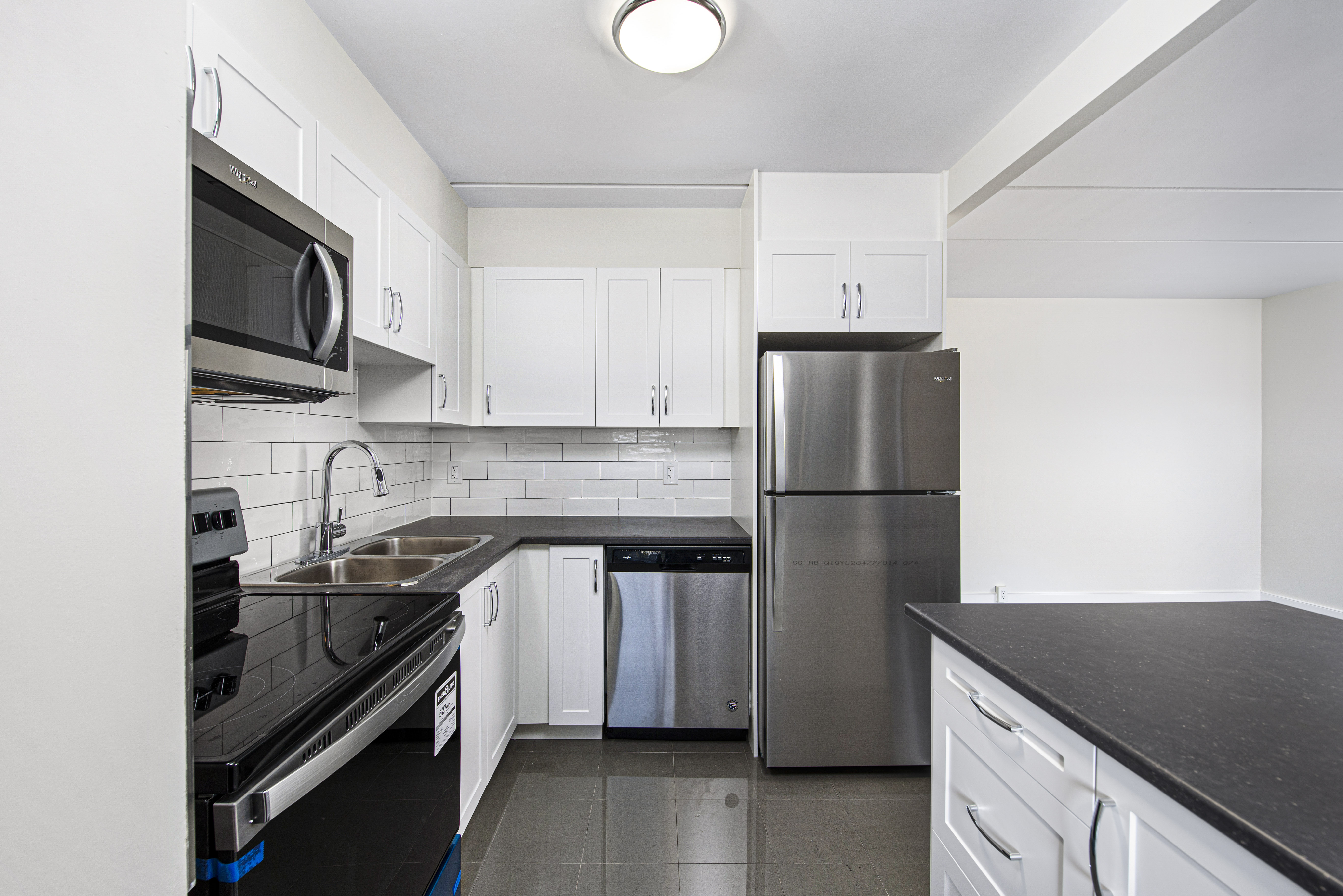 Photo 2 of 1915 Martin Grove Road - 1 Bedroom - 812 sq ft - $2023 rental property