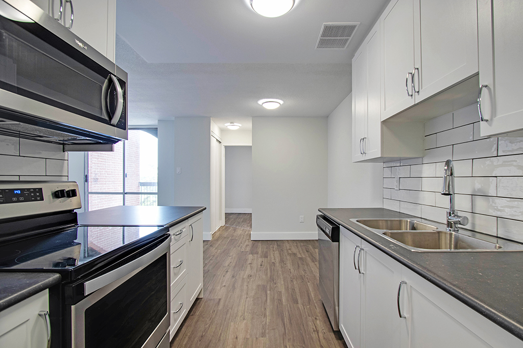 Main photo of rental property: 7170 Darcel Avenue - 2 Bedroom - 1043 sq ft - $2599 in Mississauga, ON