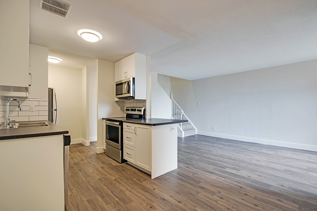 Photo 2 of 7170 Darcel Avenue - 2 Bedroom - 1043 sq ft - $2599 rental property