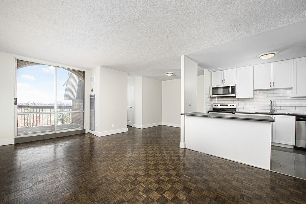 Photo 3 of 7230 Darcel Avenue - 2 Bedroom - 1150 sq ft - $2614 rental property