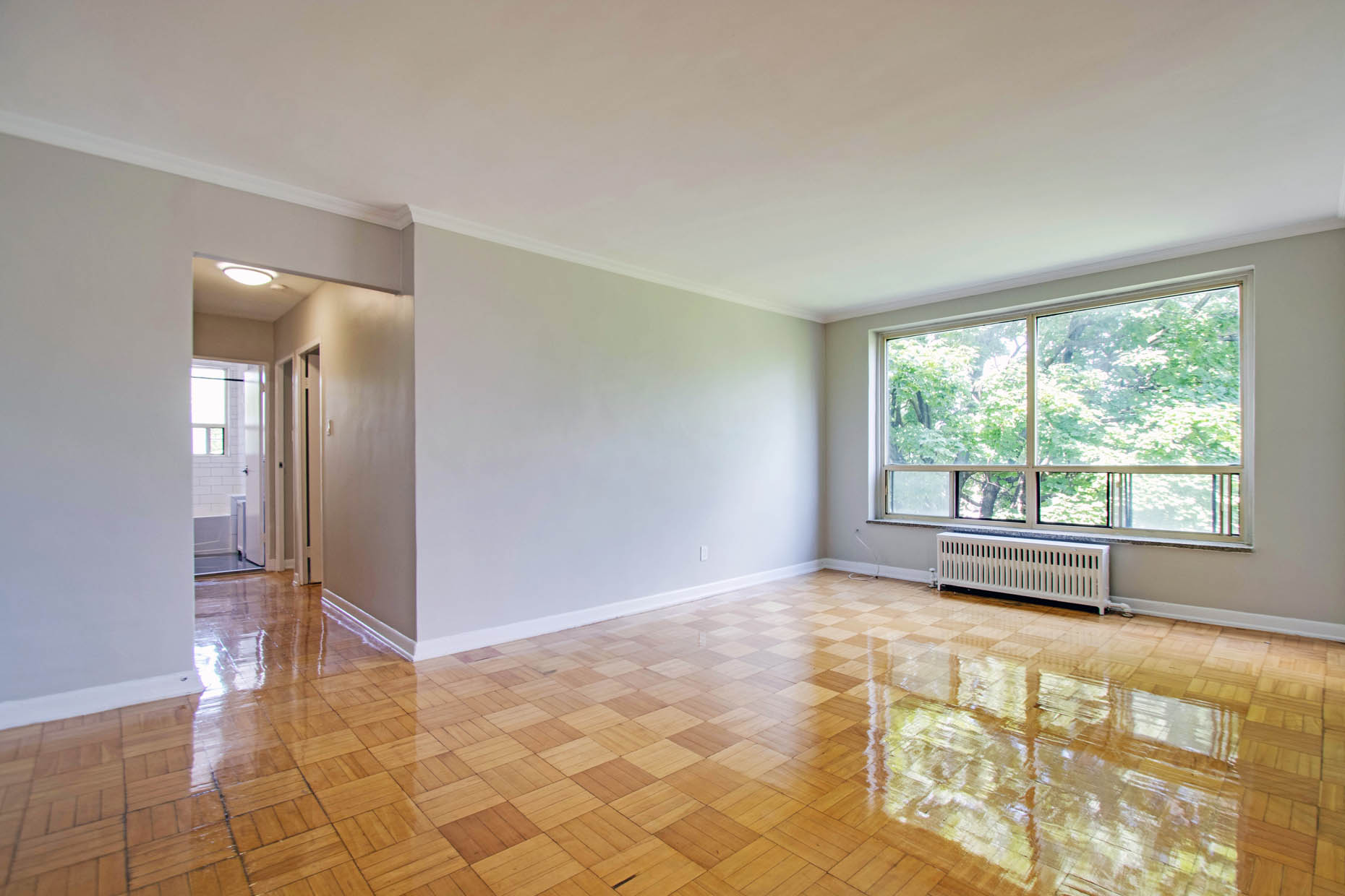 1 Crown Hill Place, Etobicoke, ON M8Y 4C1 — photo 1