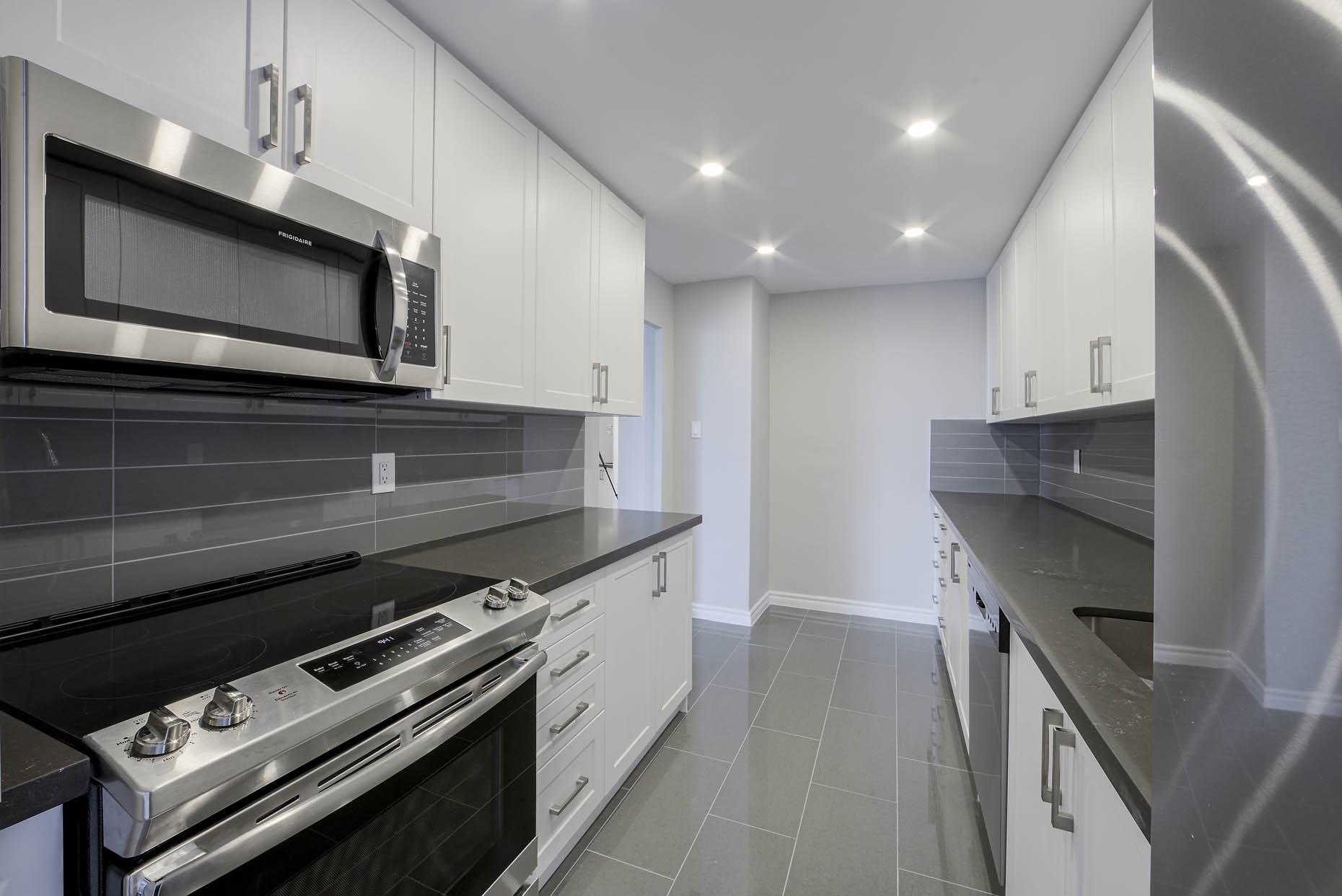 Main photo of rental property: 1501 Woodbine Avenue - 1 Bedroom - 765 sq ft - $1629 in East York, ON