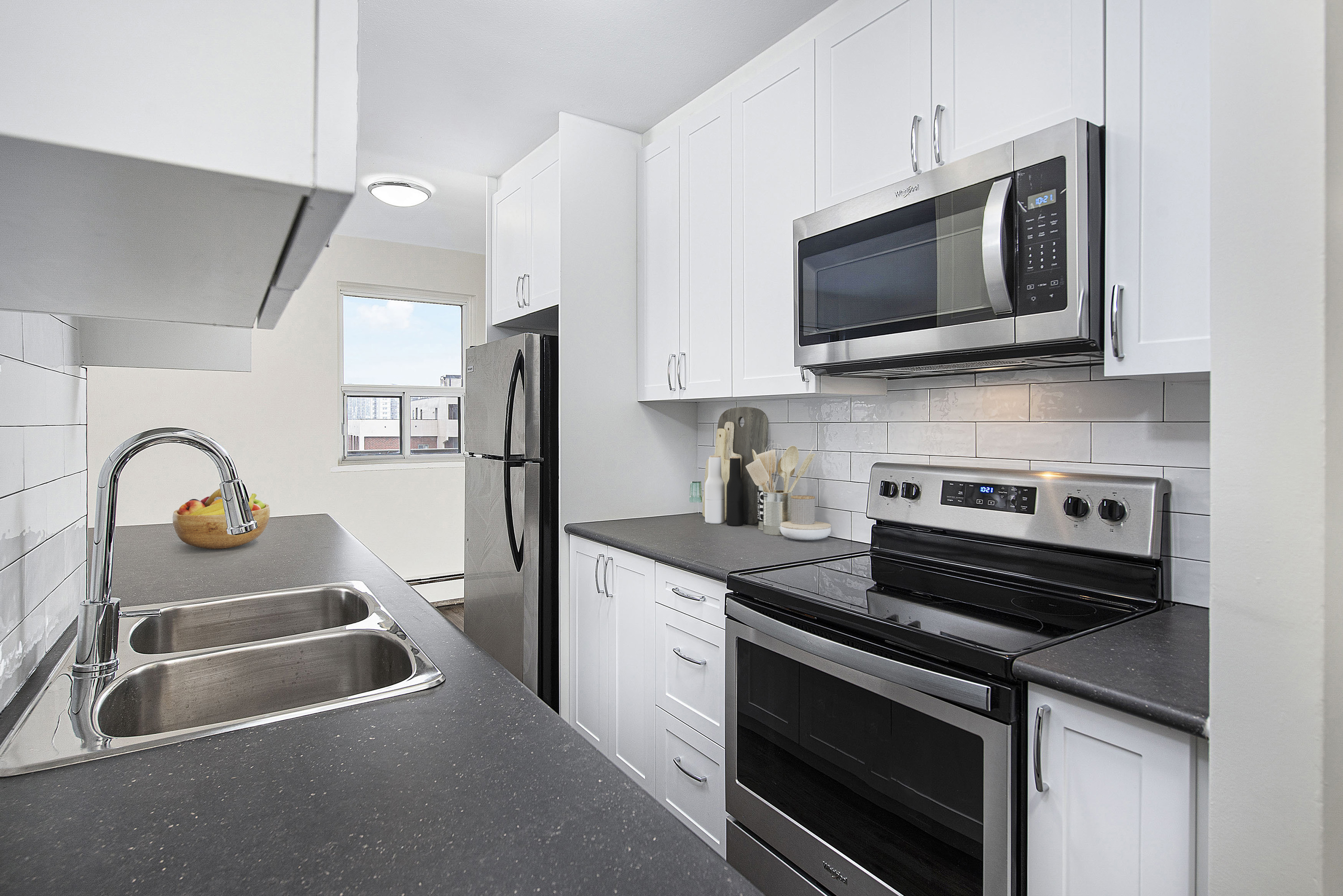 2495 Lake Shore Boulevard, West, Etobicoke, ON M8V 1C5 — photo 1