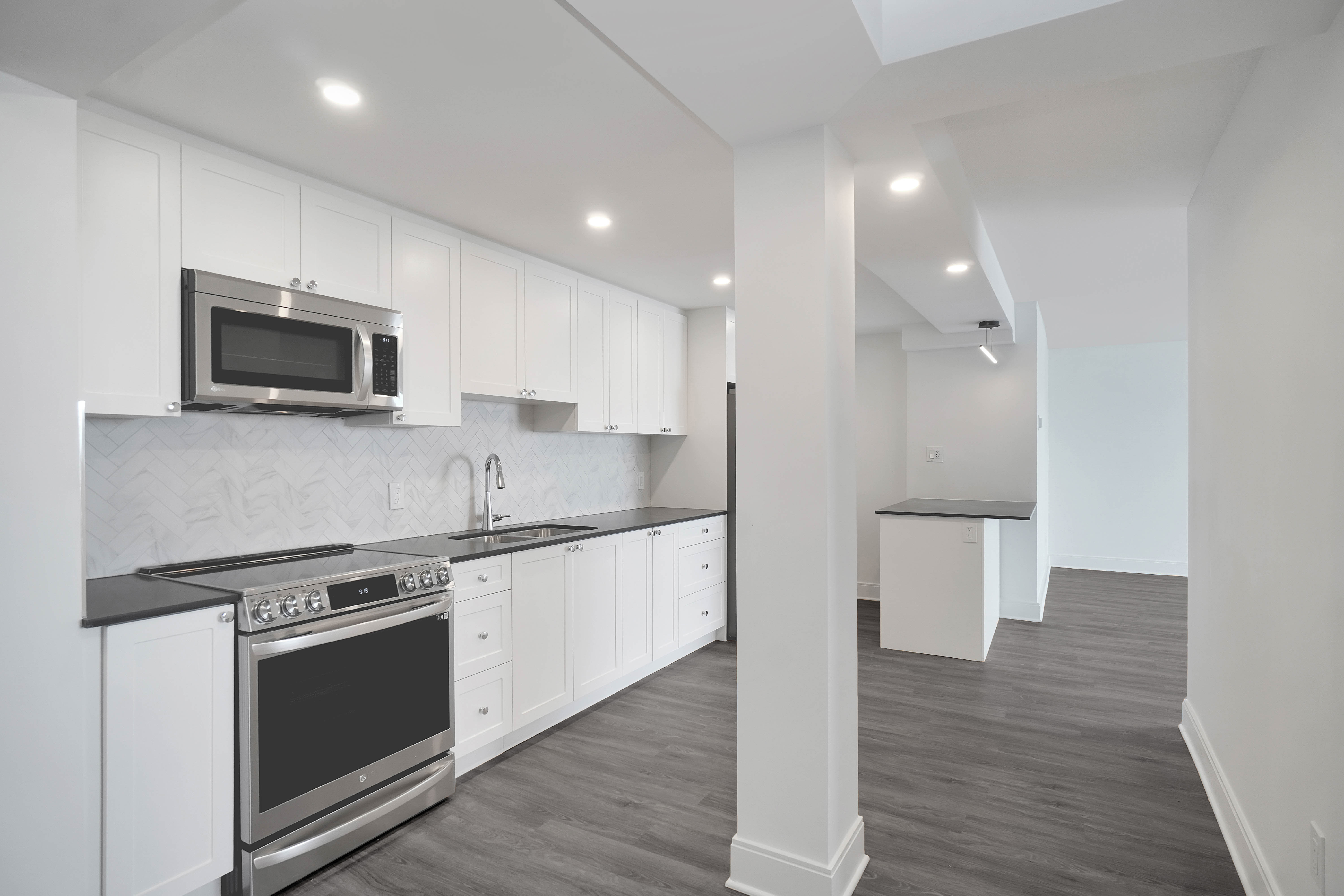 Main photo of rental property: 2222 Bellevue Avenue - 2 Bedroom - 900 sq ft - $4258 in West Vancouver, BC