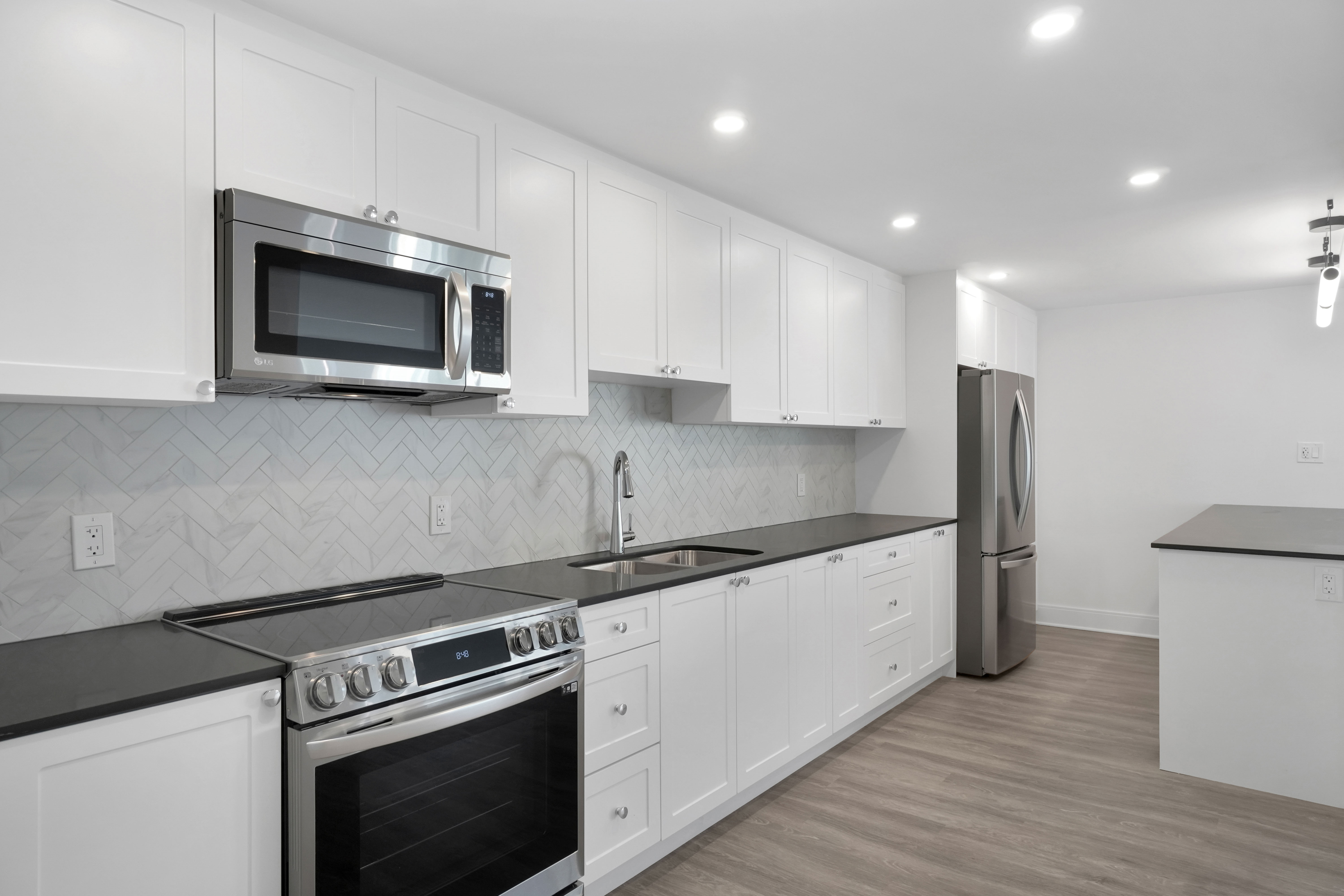 Main photo of rental property: 2222 Bellevue Avenue - 3 Bedroom - 1600 sq ft - $5399 in West Vancouver, BC