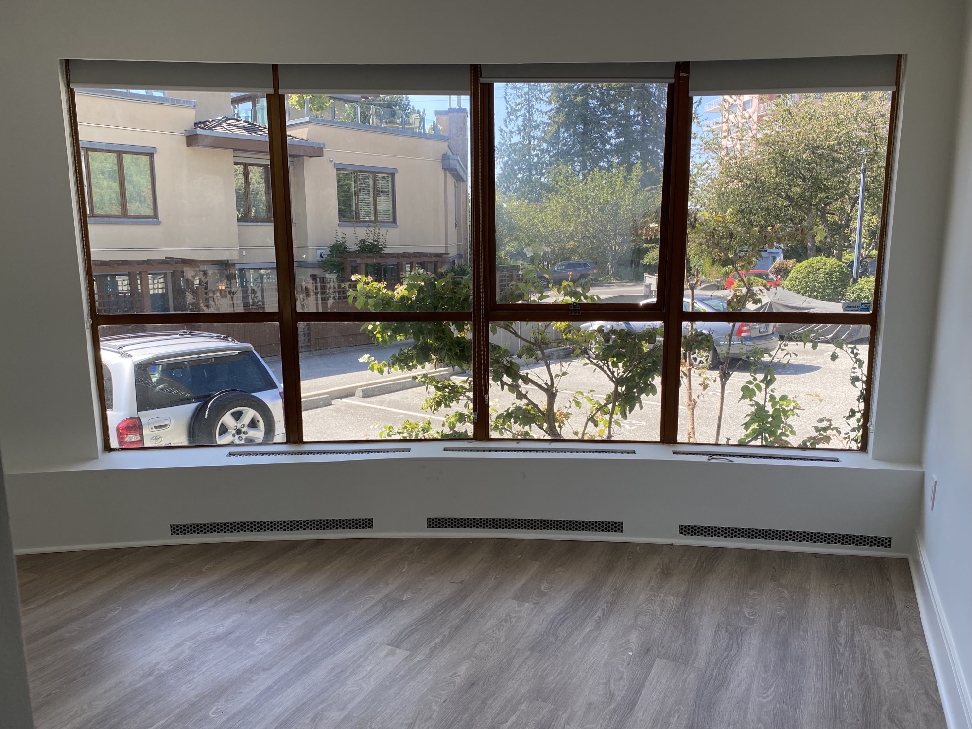 Photo 2 of 2190 Bellevue Avenue - 1 Bedroom - 700 sq ft - $2699 rental property