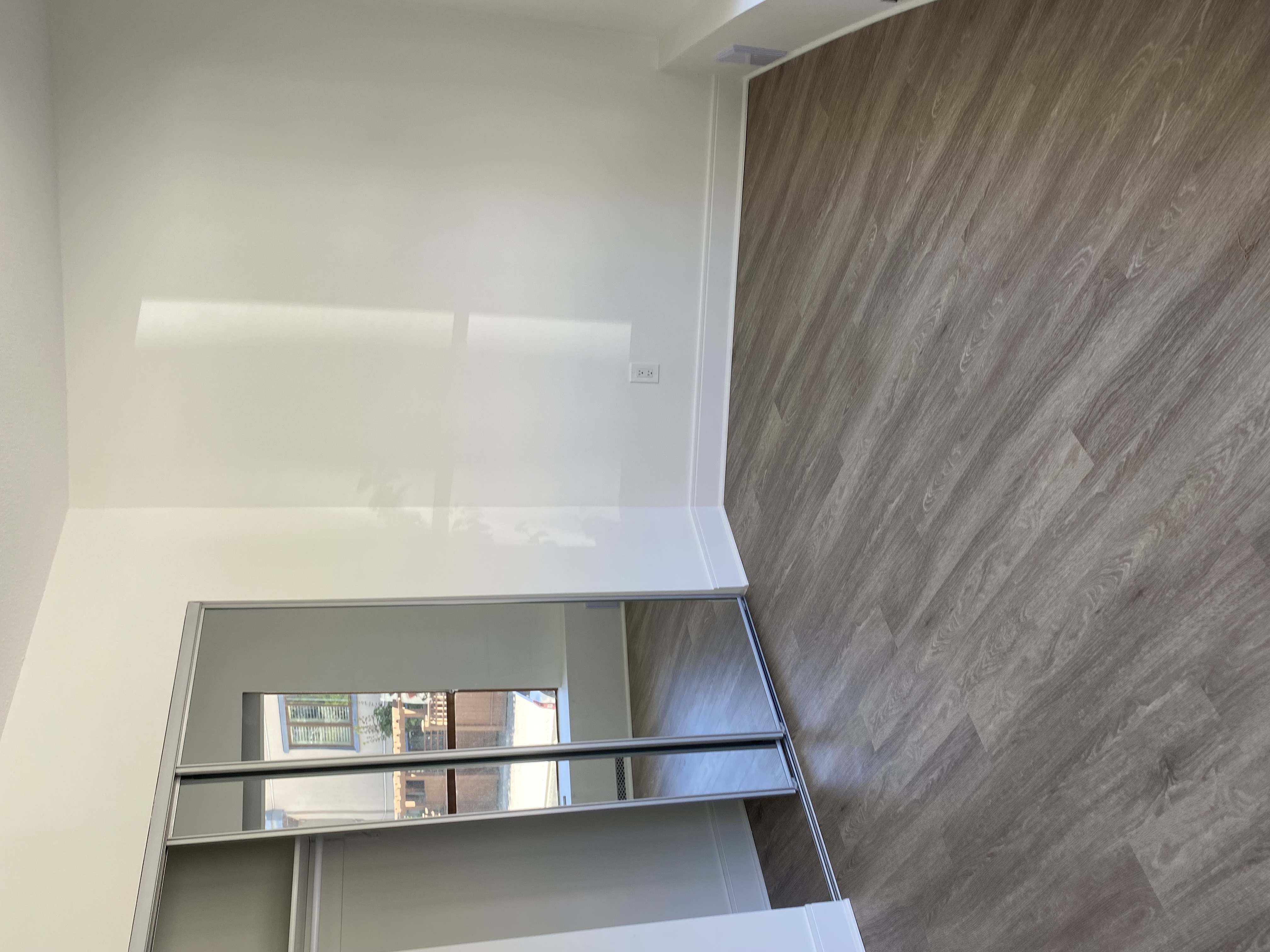 Photo 3 of 2190 Bellevue Avenue - 1 Bedroom - 700 sq ft - $2699 rental property