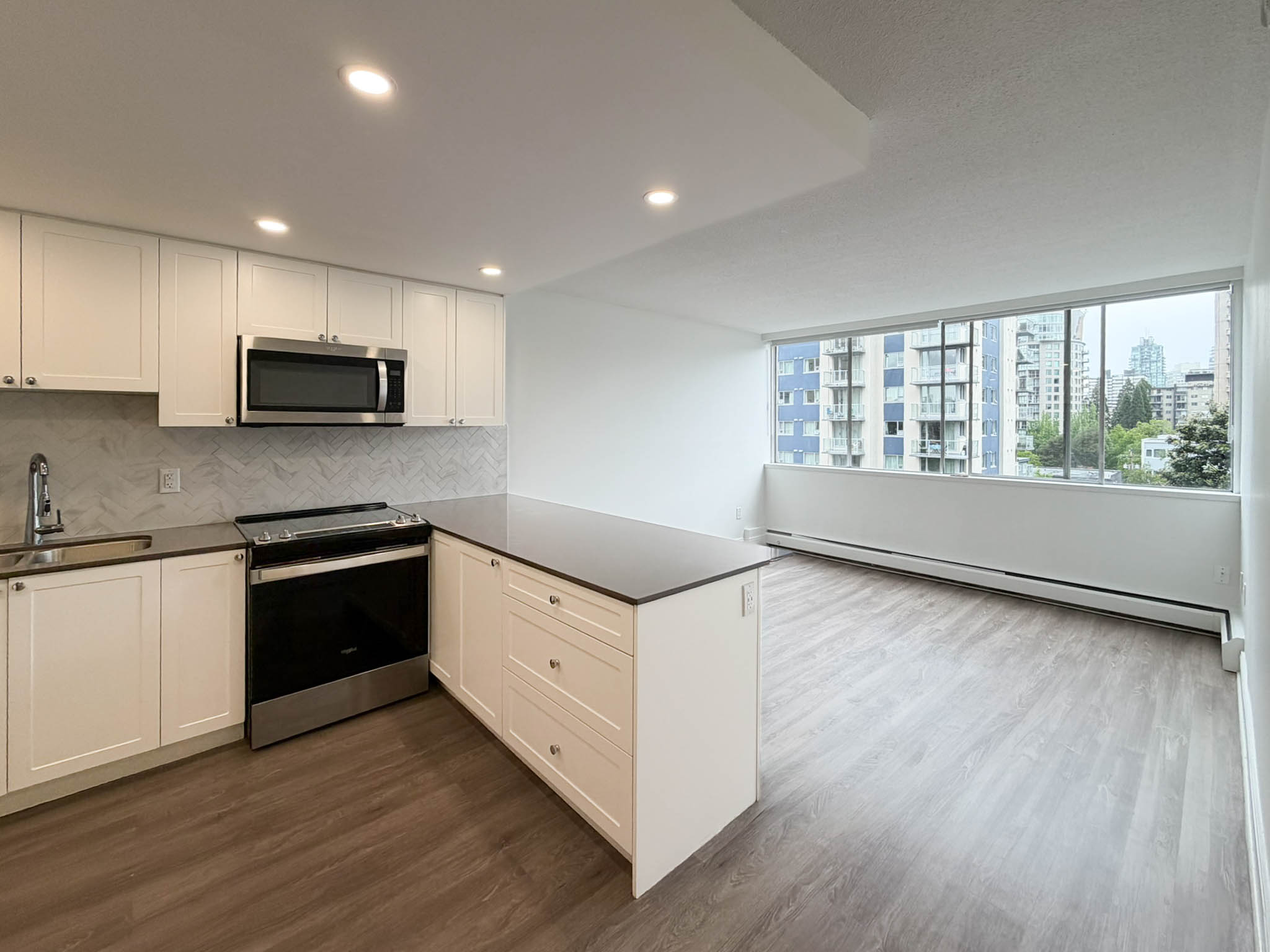 Photo 3 of 1255 Pendrell Street - 1 Bedroom - 516 sq ft - $2362 rental property