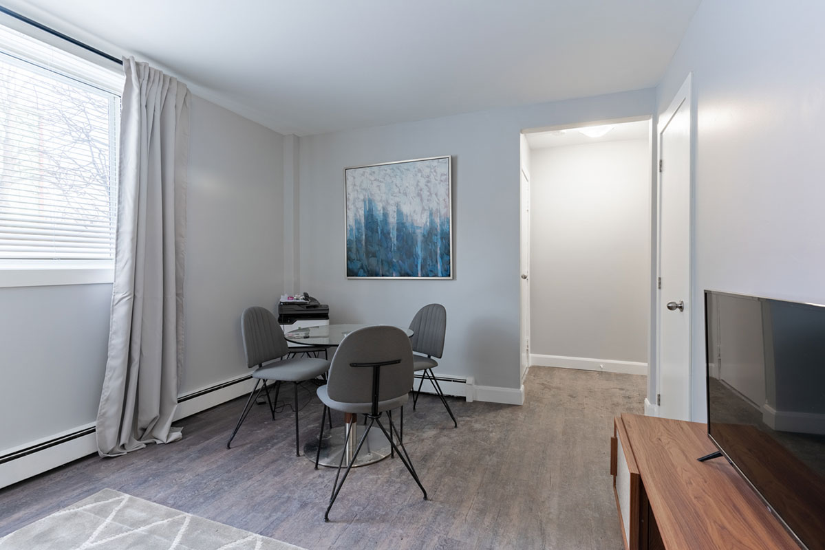 1660 - 1684 Rue Poirier, Saint Laurent, QC H4L 1J3 — photo 3