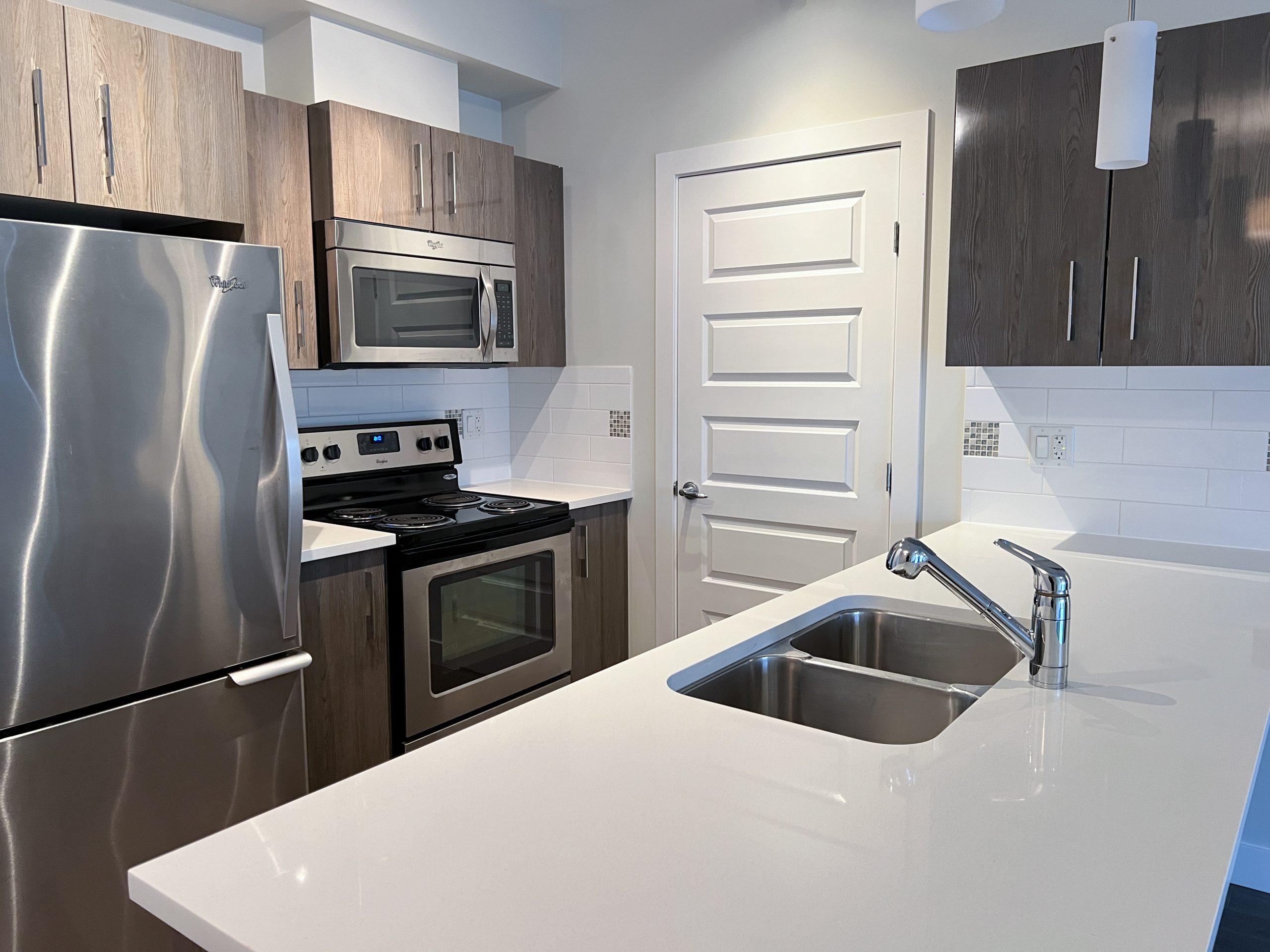 Photo 3 of 5477-200th Street - 1 Bedroom - 618 sq ft - $2199 rental property