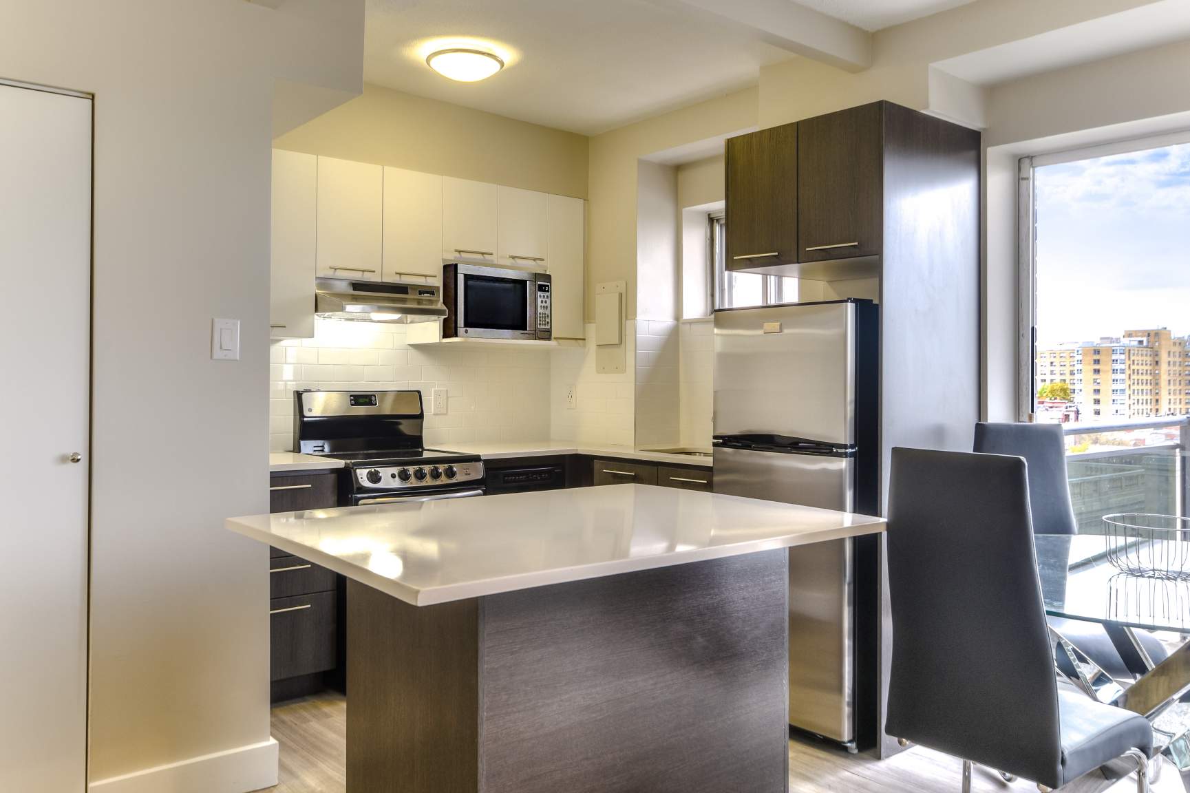 1150 Rue Sherbrooke Est, Montréal, QC H2L 1L8 — photo 1