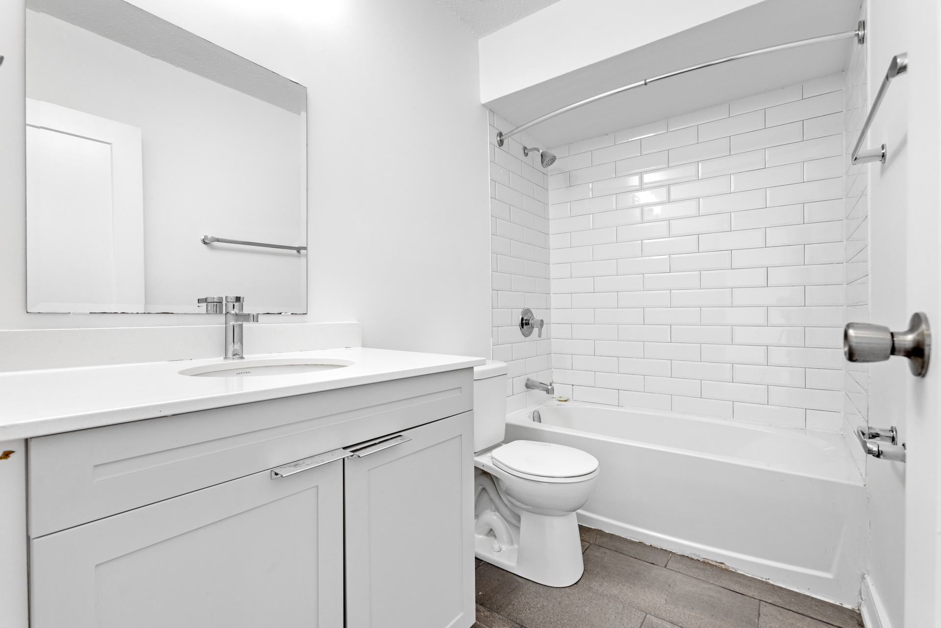Photo 3 of 5-80 Weeping Willow Lane - 2 Bedroom - 1138 sq ft - $2399 rental property