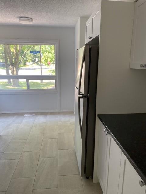 Photo 2 of 1-120Beaverbrook Lane - 3 Bedroom - 1412 sq ft - $2599 rental property