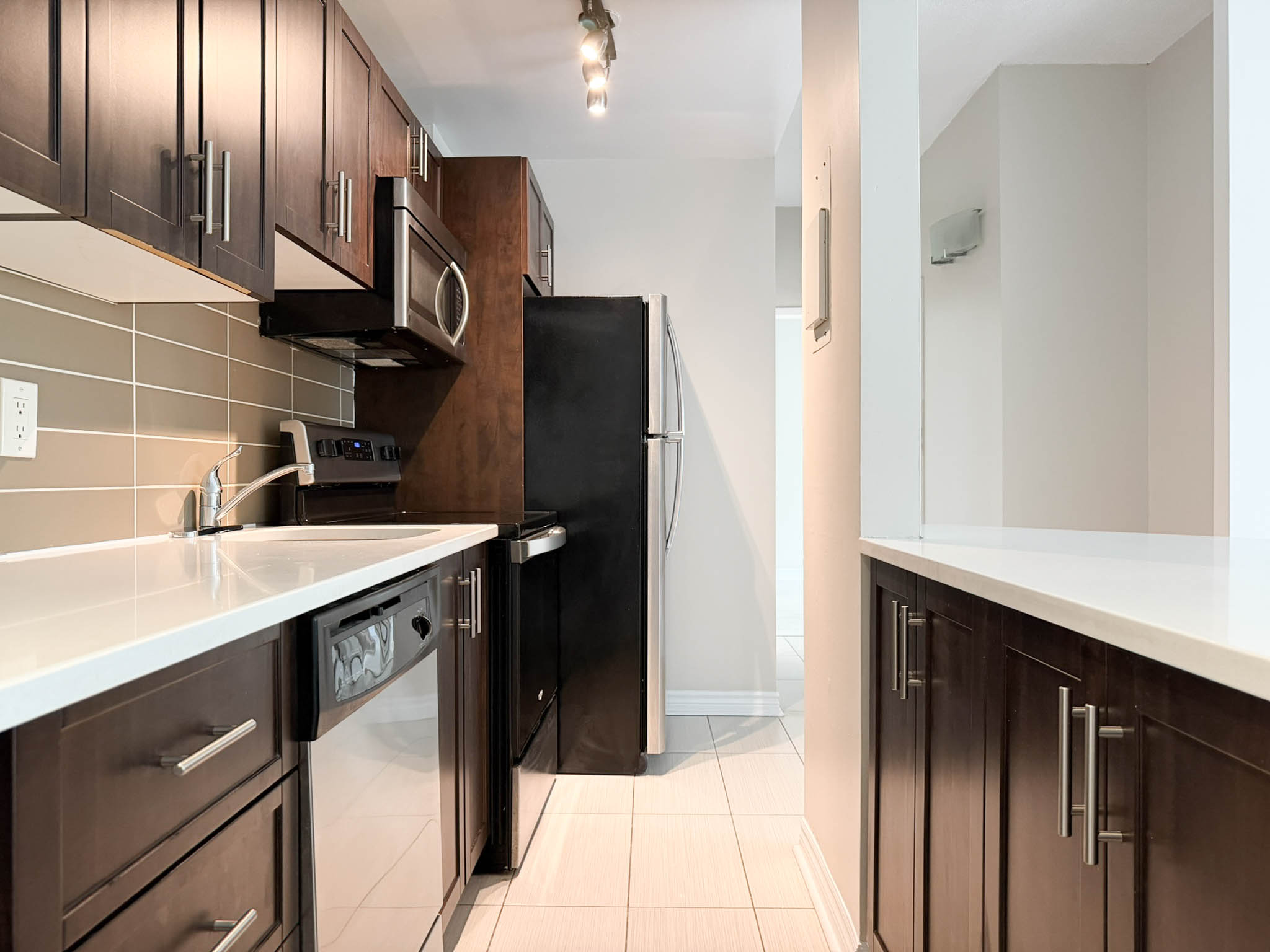 Main photo of rental property: 1150 Rue Sherbrooke Est - 2 Bedroom - 700 sq ft - $1699 in Montréal, QC