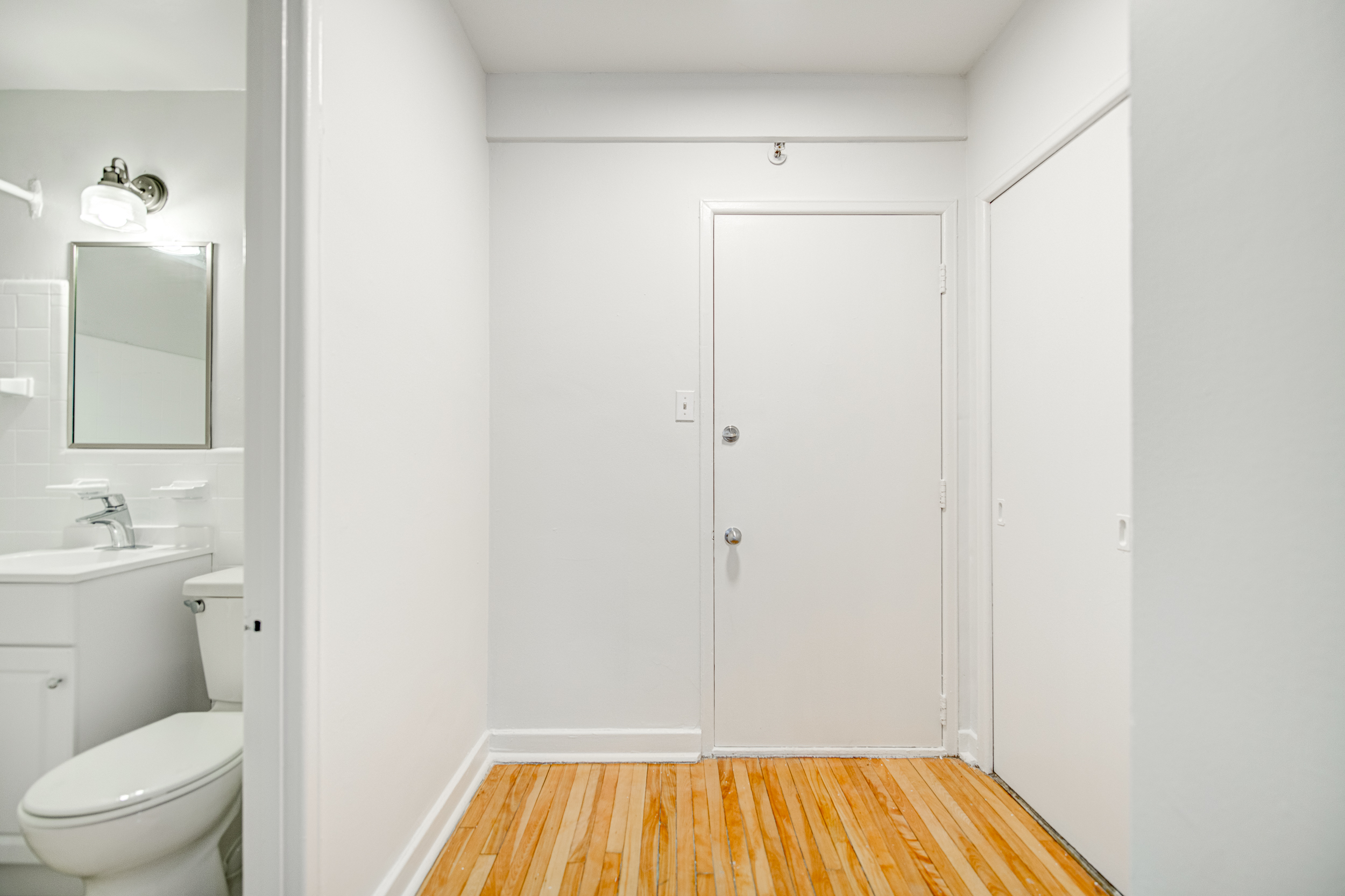 1433 Rue Towers, Montréal, QC H3H 2E3 — photo 1