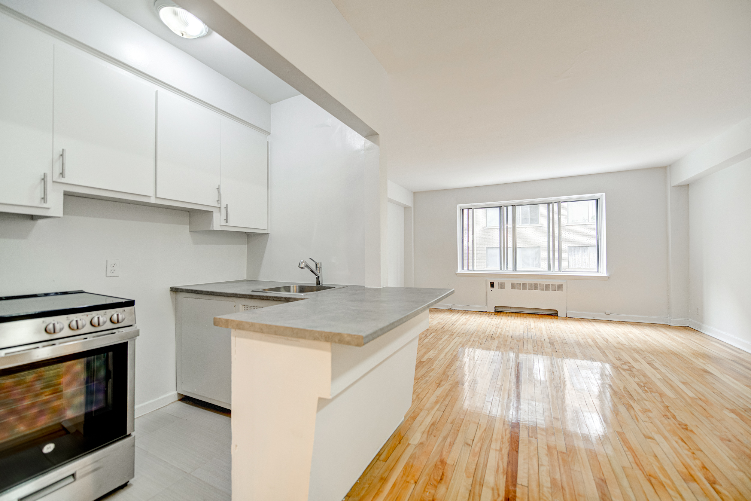 1433 Rue Towers, Montréal, QC H3H 2E3 — photo 2