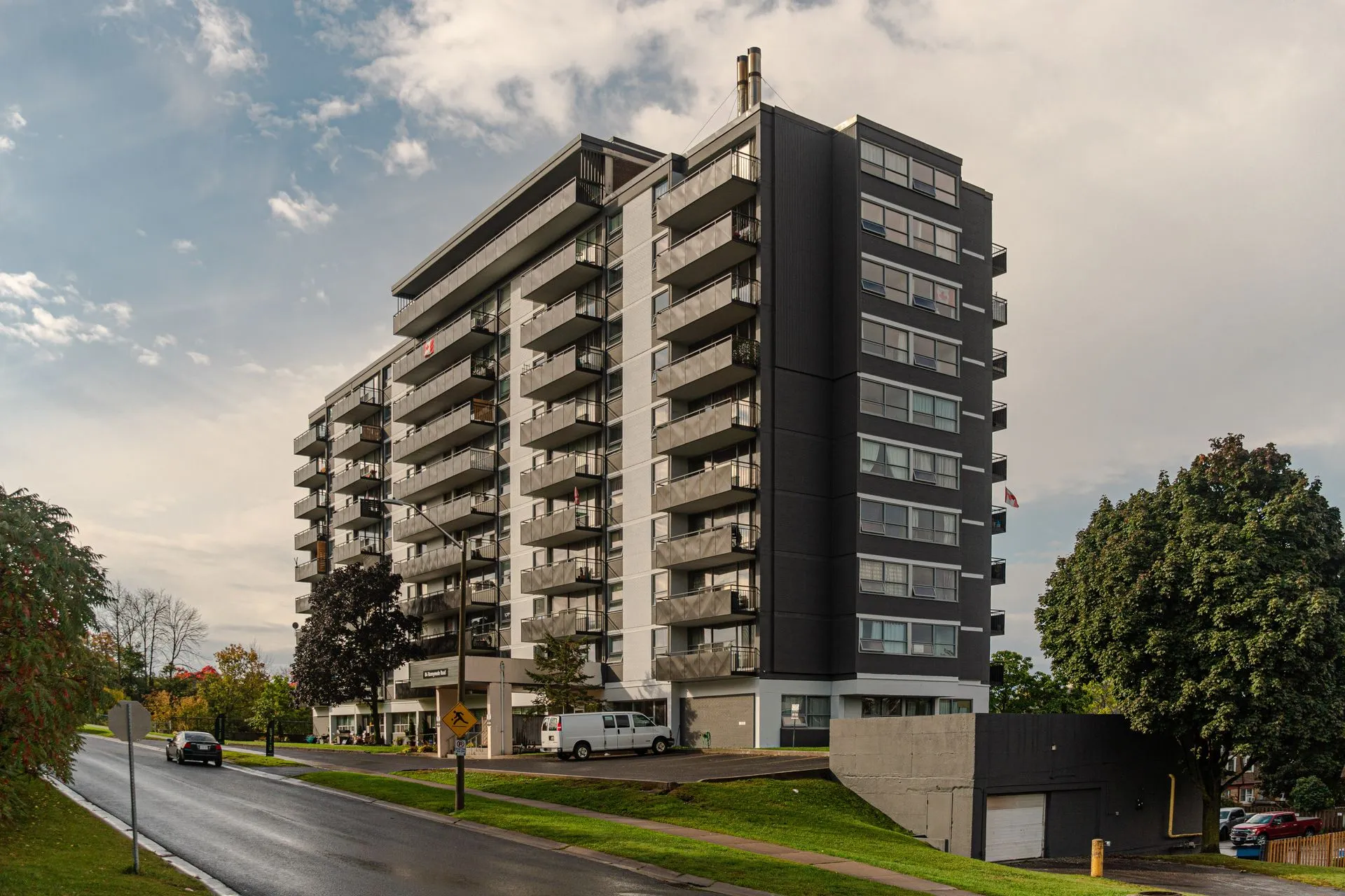 Photo 2 of 84 Runnymede Road - 3 Bedroom - 1224 sq ft - $2849 rental property