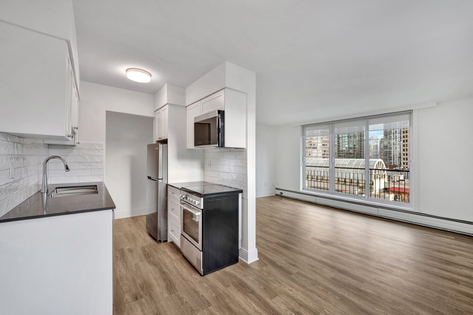 Photo 2 of 1175 Haro Street - 2 Bedroom - 792 sq ft - $3675 rental property