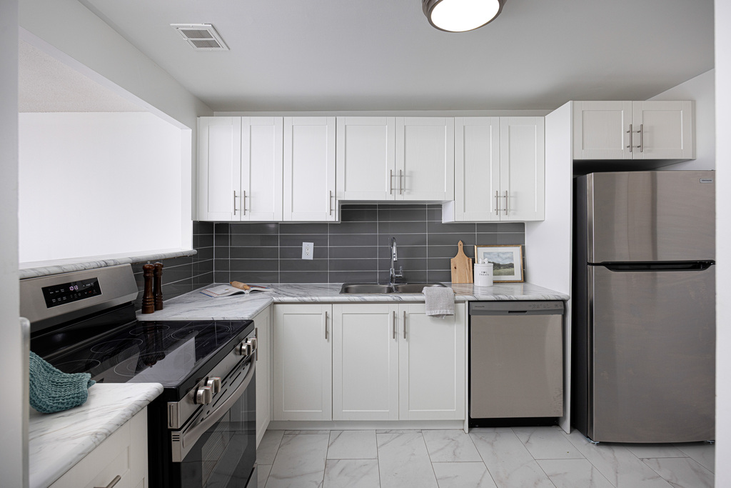 75 Charolais Boulevard, Brampton, ON L6Y 2R8 — photo 1
