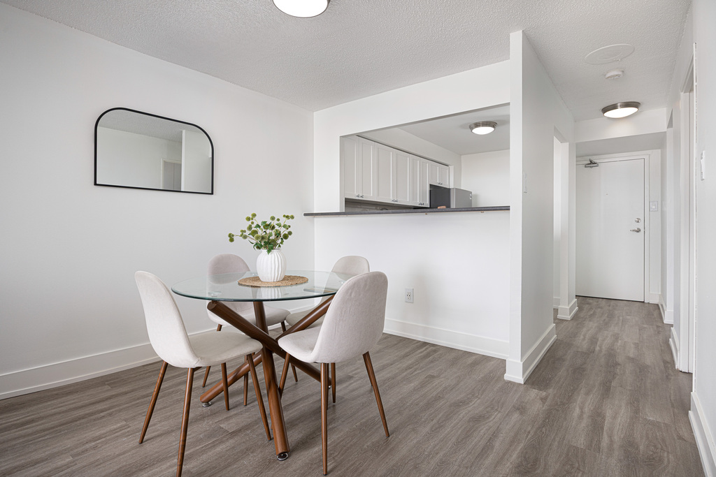430 McMurchy Avenue South, Brampton, ON L6Y 2N4 — photo 3